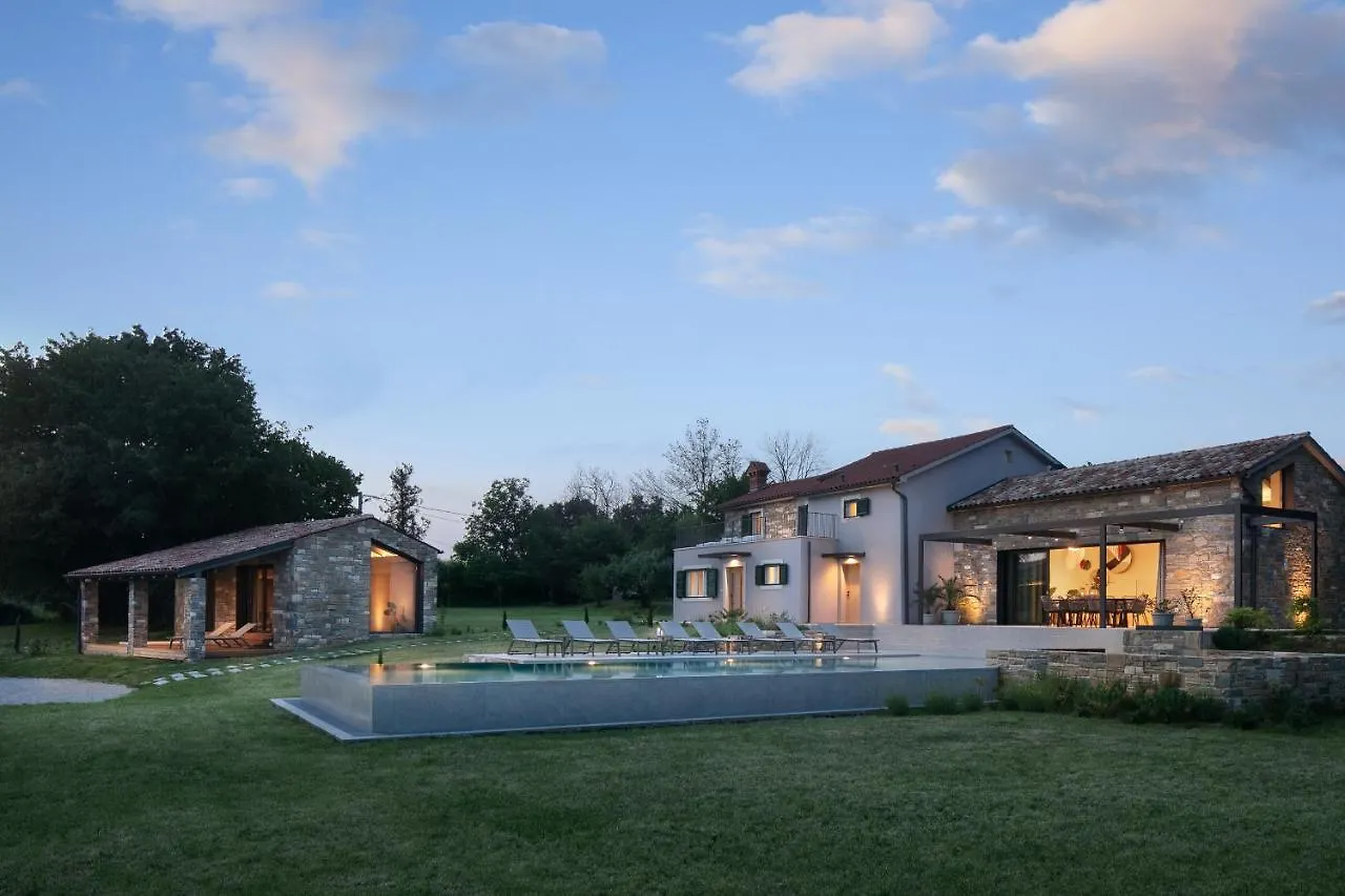 Villa Stone House Baracchi Lanisce