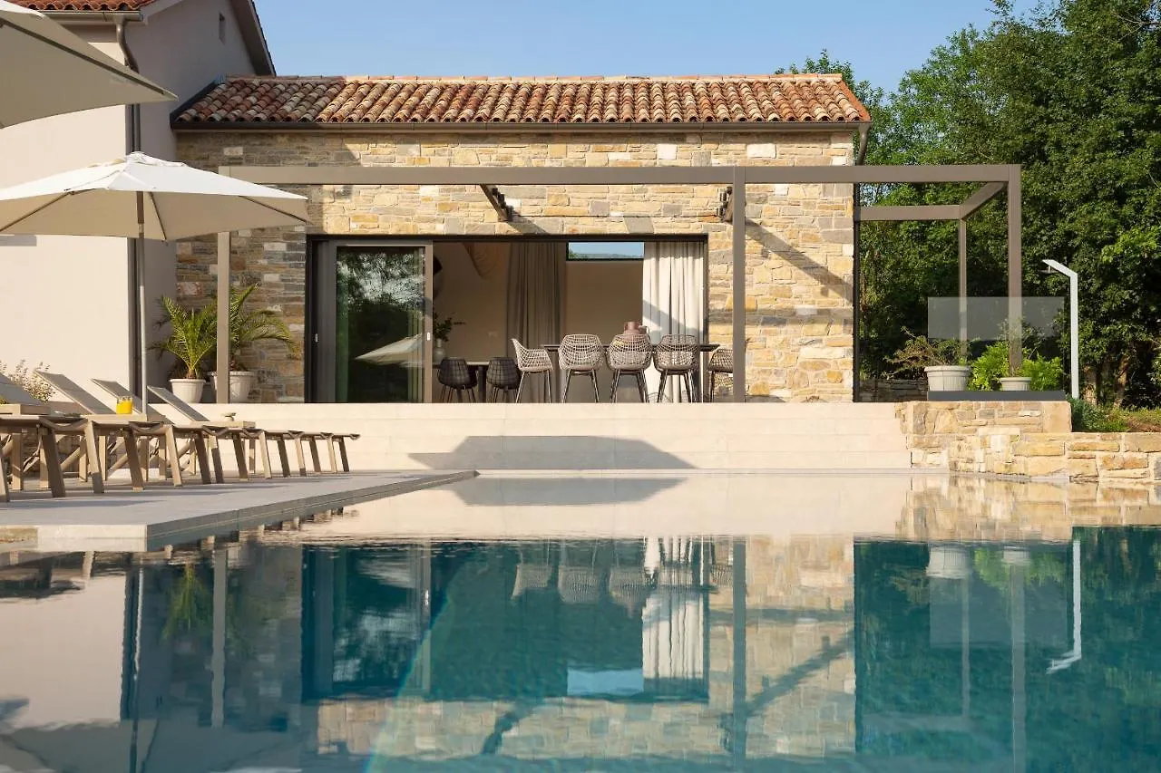 Villa Stone House Baracchi Lanisce